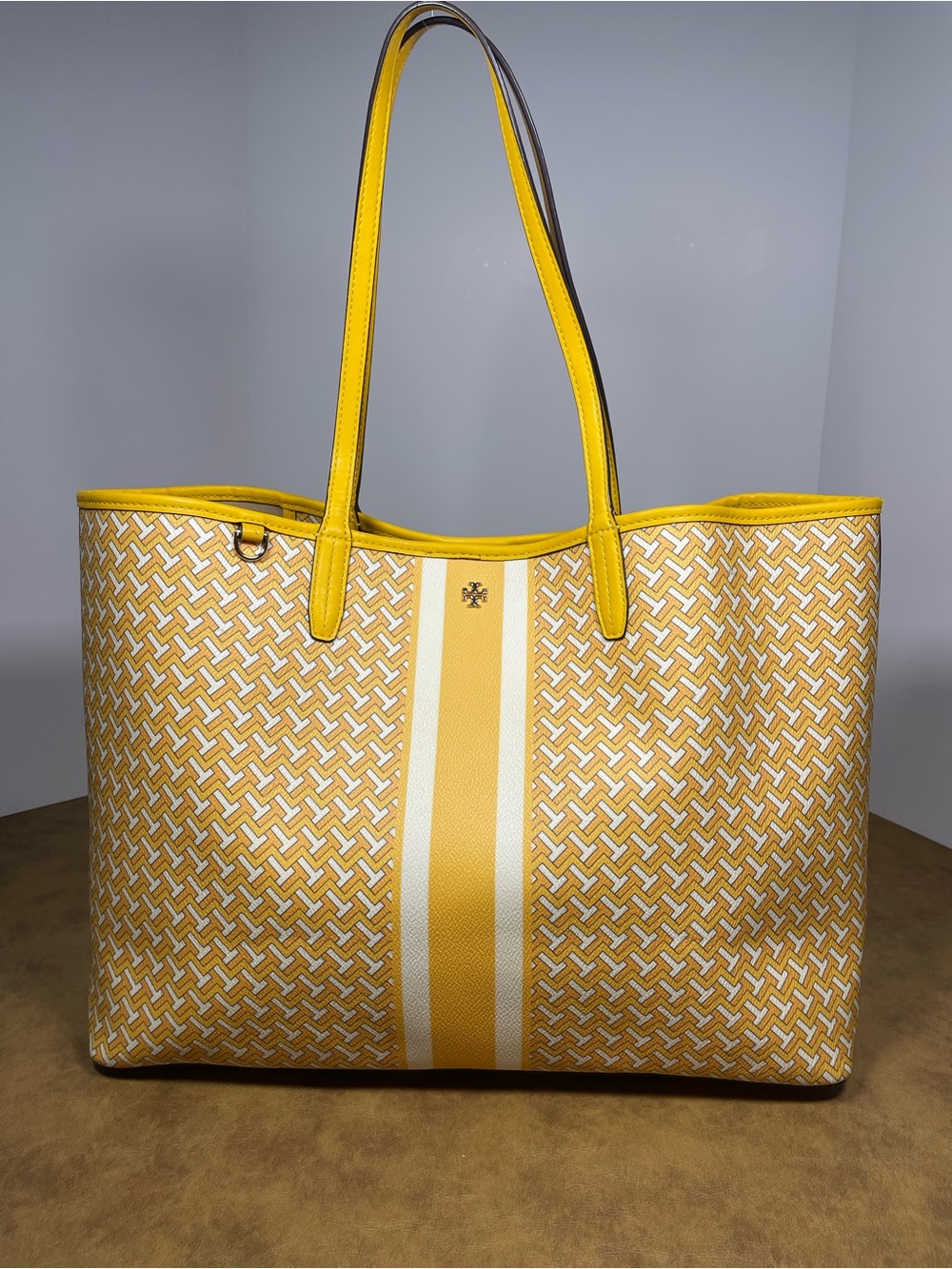 Tory Burch T-Zag Gemini Link Daylily Yellow White Large Shopper Tote